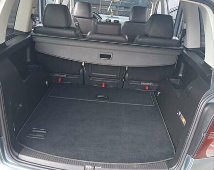 Серый Фольксваген Туран, объемом двигателя 1.97 л и пробегом 288 тыс. км за 7800 $, фото 4 на Automoto.ua