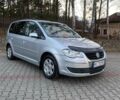 Серый Фольксваген Туран, объемом двигателя 1.9 л и пробегом 275 тыс. км за 7100 $, фото 1 на Automoto.ua