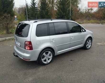 Серый Фольксваген Туран, объемом двигателя 1.6 л и пробегом 254 тыс. км за 7650 $, фото 15 на Automoto.ua