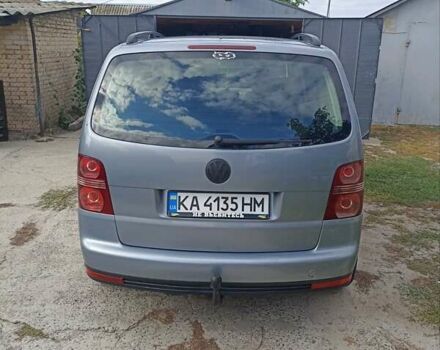 Серый Фольксваген Туран, объемом двигателя 1.97 л и пробегом 288 тыс. км за 7800 $, фото 10 на Automoto.ua