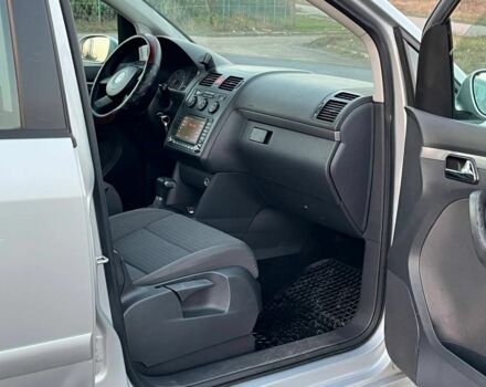 Серый Фольксваген Туран, объемом двигателя 0 л и пробегом 280 тыс. км за 2650 $, фото 8 на Automoto.ua