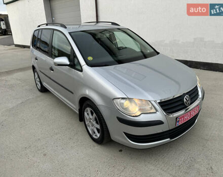 Серый Фольксваген Туран, объемом двигателя 1.6 л и пробегом 215 тыс. км за 6800 $, фото 20 на Automoto.ua