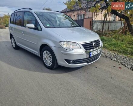 Серый Фольксваген Туран, объемом двигателя 1.39 л и пробегом 211 тыс. км за 6200 $, фото 6 на Automoto.ua