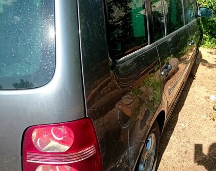 Серый Фольксваген Туран, объемом двигателя 2 л и пробегом 520 тыс. км за 3500 $, фото 3 на Automoto.ua