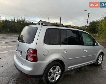 Сірий Фольксваген Туран, об'ємом двигуна 1.9 л та пробігом 226 тис. км за 7900 $, фото 4 на Automoto.ua