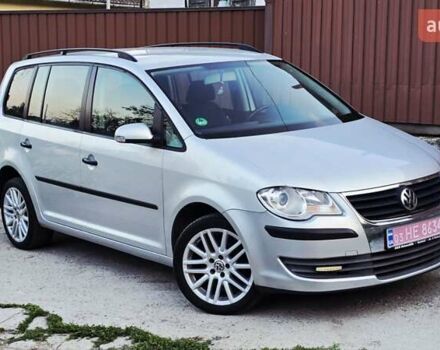 Сірий Фольксваген Туран, об'ємом двигуна 1.6 л та пробігом 225 тис. км за 7777 $, фото 7 на Automoto.ua