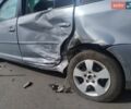 Серый Фольксваген Туран, объемом двигателя 1.9 л и пробегом 385 тыс. км за 3750 $, фото 1 на Automoto.ua