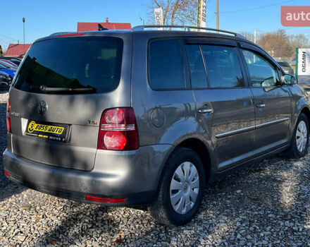 Серый Фольксваген Туран, объемом двигателя 1.39 л и пробегом 242 тыс. км за 7000 $, фото 6 на Automoto.ua