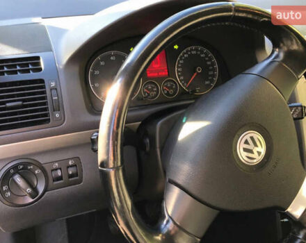 Серый Фольксваген Туран, объемом двигателя 1.4 л и пробегом 268 тыс. км за 6200 $, фото 20 на Automoto.ua
