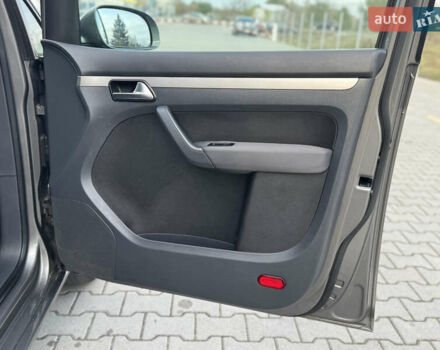 Серый Фольксваген Туран, объемом двигателя 1.4 л и пробегом 210 тыс. км за 5899 $, фото 67 на Automoto.ua