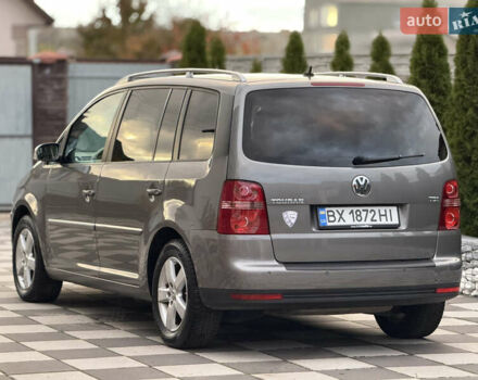 Сірий Фольксваген Туран, об'ємом двигуна 1.9 л та пробігом 221 тис. км за 6600 $, фото 16 на Automoto.ua