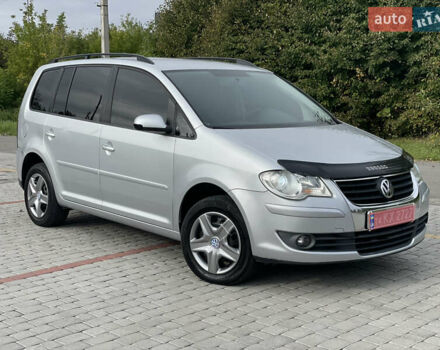 Серый Фольксваген Туран, объемом двигателя 1.9 л и пробегом 263 тыс. км за 7400 $, фото 16 на Automoto.ua