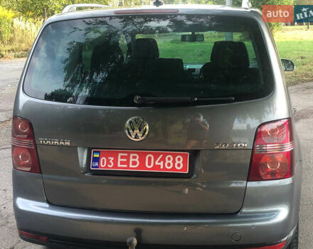 Сірий Фольксваген Туран, об'ємом двигуна 2 л та пробігом 254 тис. км за 6700 $, фото 37 на Automoto.ua