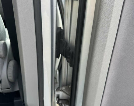 Серый Фольксваген Туран, объемом двигателя 1.6 л и пробегом 199 тыс. км за 7699 $, фото 42 на Automoto.ua