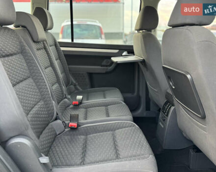 Серый Фольксваген Туран, объемом двигателя 1.4 л и пробегом 210 тыс. км за 5899 $, фото 55 на Automoto.ua