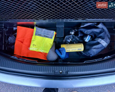 Сірий Фольксваген Туран, об'ємом двигуна 1.4 л та пробігом 248 тис. км за 7500 $, фото 39 на Automoto.ua