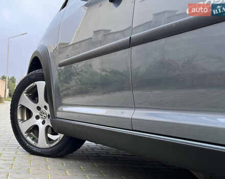 Сірий Фольксваген Туран, об'ємом двигуна 1.4 л та пробігом 48 тис. км за 8999 $, фото 24 на Automoto.ua