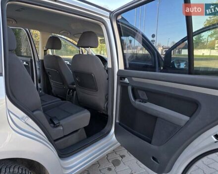 Серый Фольксваген Туран, объемом двигателя 1.6 л и пробегом 225 тыс. км за 6700 $, фото 34 на Automoto.ua