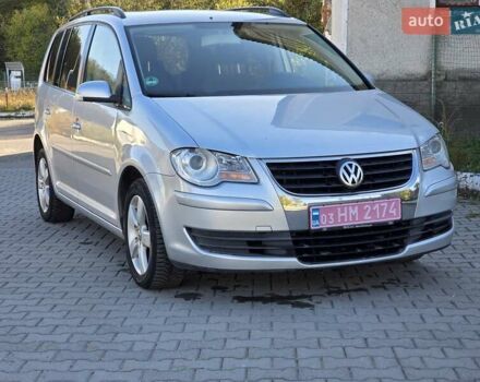 Серый Фольксваген Туран, объемом двигателя 1.6 л и пробегом 225 тыс. км за 6700 $, фото 13 на Automoto.ua