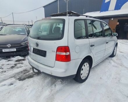 Серый Фольксваген Туран, объемом двигателя 0 л и пробегом 300 тыс. км за 3350 $, фото 3 на Automoto.ua