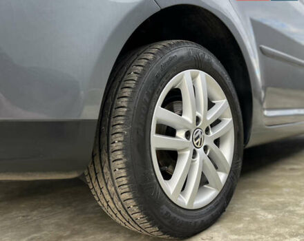 Серый Фольксваген Туран, объемом двигателя 1.6 л и пробегом 217 тыс. км за 8200 $, фото 25 на Automoto.ua