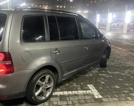Сірий Фольксваген Туран, об'ємом двигуна 1.4 л та пробігом 240 тис. км за 6750 $, фото 10 на Automoto.ua