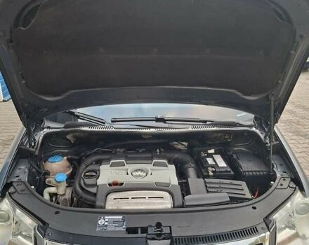 Сірий Фольксваген Туран, об'ємом двигуна 1.39 л та пробігом 295 тис. км за 6000 $, фото 1 на Automoto.ua