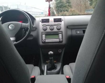 Серый Фольксваген Туран, объемом двигателя 1.4 л и пробегом 217 тыс. км за 7200 $, фото 11 на Automoto.ua