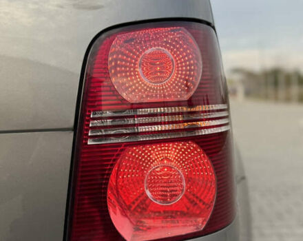 Серый Фольксваген Туран, объемом двигателя 1.4 л и пробегом 210 тыс. км за 5899 $, фото 35 на Automoto.ua