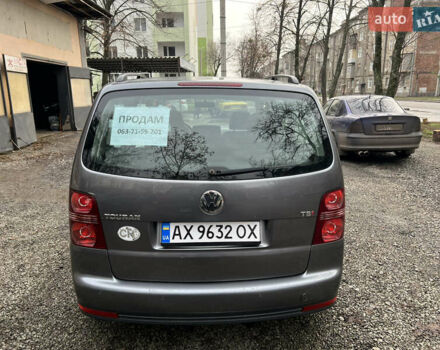 Сірий Фольксваген Туран, об'ємом двигуна 1.39 л та пробігом 208 тис. км за 7200 $, фото 4 на Automoto.ua