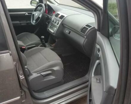 Серый Фольксваген Туран, объемом двигателя 1.4 л и пробегом 217 тыс. км за 7200 $, фото 10 на Automoto.ua