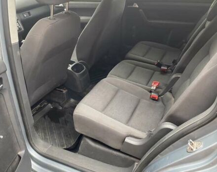 Серый Фольксваген Туран, объемом двигателя 1.6 л и пробегом 225 тыс. км за 6000 $, фото 11 на Automoto.ua