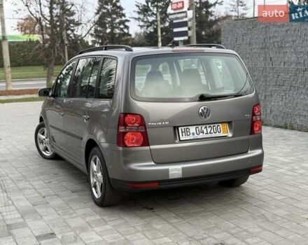 Сірий Фольксваген Туран, об'ємом двигуна 1.4 л та пробігом 187 тис. км за 6650 $, фото 5 на Automoto.ua