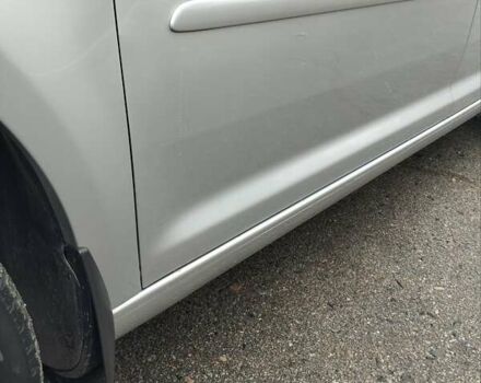 Серый Фольксваген Туран, объемом двигателя 1.6 л и пробегом 254 тыс. км за 7650 $, фото 24 на Automoto.ua