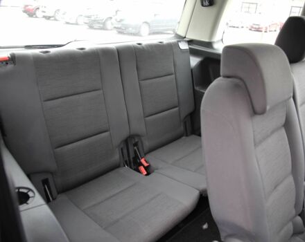 Серый Фольксваген Туран, объемом двигателя 1.6 л и пробегом 218 тыс. км за 8600 $, фото 8 на Automoto.ua