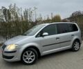 Серый Фольксваген Туран, объемом двигателя 1.6 л и пробегом 215 тыс. км за 6500 $, фото 1 на Automoto.ua