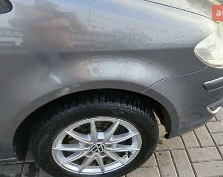 Серый Фольксваген Туран, объемом двигателя 1.4 л и пробегом 277 тыс. км за 6300 $, фото 15 на Automoto.ua