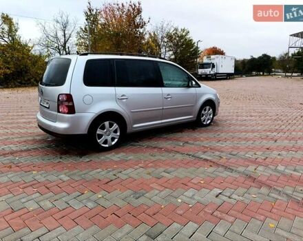 Сірий Фольксваген Туран, об'ємом двигуна 1.9 л та пробігом 285 тис. км за 7900 $, фото 5 на Automoto.ua