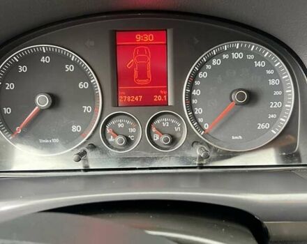 Серый Фольксваген Туран, объемом двигателя 1.4 л и пробегом 278 тыс. км за 5300 $, фото 5 на Automoto.ua