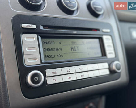 Серый Фольксваген Туран, объемом двигателя 1.4 л и пробегом 210 тыс. км за 5899 $, фото 89 на Automoto.ua