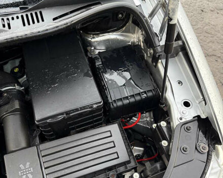 Сірий Фольксваген Туран, об'ємом двигуна 1.9 л та пробігом 226 тис. км за 7900 $, фото 37 на Automoto.ua