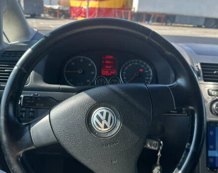 Сірий Фольксваген Туран, об'ємом двигуна 2 л та пробігом 240 тис. км за 7200 $, фото 8 на Automoto.ua