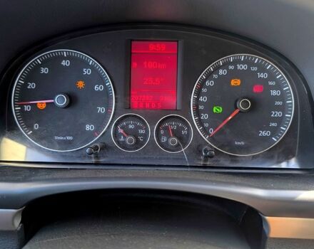 Сірий Фольксваген Туран, об'ємом двигуна 1.4 л та пробігом 208 тис. км за 4200 $, фото 8 на Automoto.ua