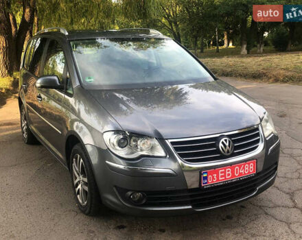 Сірий Фольксваген Туран, об'ємом двигуна 2 л та пробігом 254 тис. км за 7100 $, фото 16 на Automoto.ua