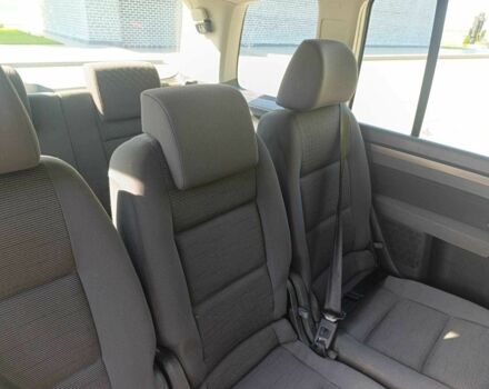 Сірий Фольксваген Туран, об'ємом двигуна 1.6 л та пробігом 237 тис. км за 6800 $, фото 11 на Automoto.ua