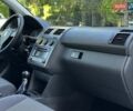 Серый Фольксваген Туран, объемом двигателя 1.6 л и пробегом 230 тыс. км за 6800 $, фото 81 на Automoto.ua