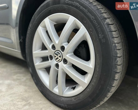 Серый Фольксваген Туран, объемом двигателя 1.6 л и пробегом 217 тыс. км за 8200 $, фото 29 на Automoto.ua