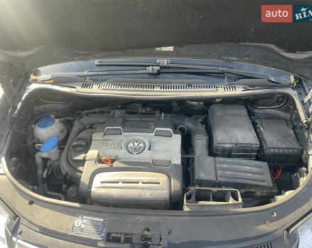 Серый Фольксваген Туран, объемом двигателя 1.39 л и пробегом 220 тыс. км за 4800 $, фото 21 на Automoto.ua