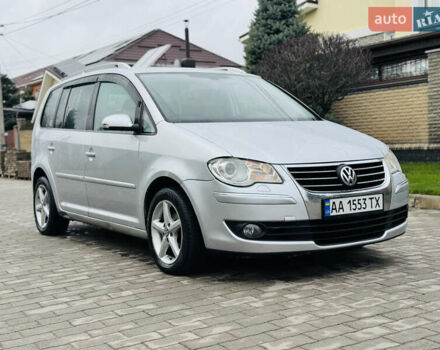 Серый Фольксваген Туран, объемом двигателя 2 л и пробегом 245 тыс. км за 7300 $, фото 10 на Automoto.ua