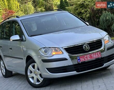 Сірий Фольксваген Туран, об'ємом двигуна 1.6 л та пробігом 230 тис. км за 6750 $, фото 40 на Automoto.ua